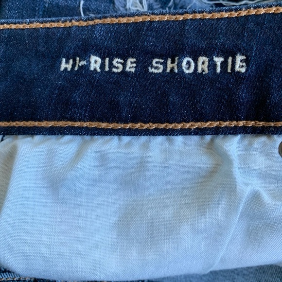 American Eagle Hi Rise Shortie DESTROYED size 8 jean shorts - Picture 3 of 6